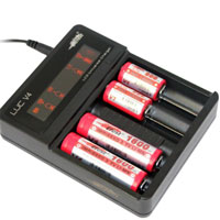 efest-luc-v4--Battery-Charger-For-Vapers-200